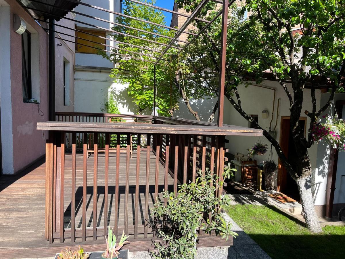 Apartments Music, Garden And Free Parking Sarajevo Exterior photo